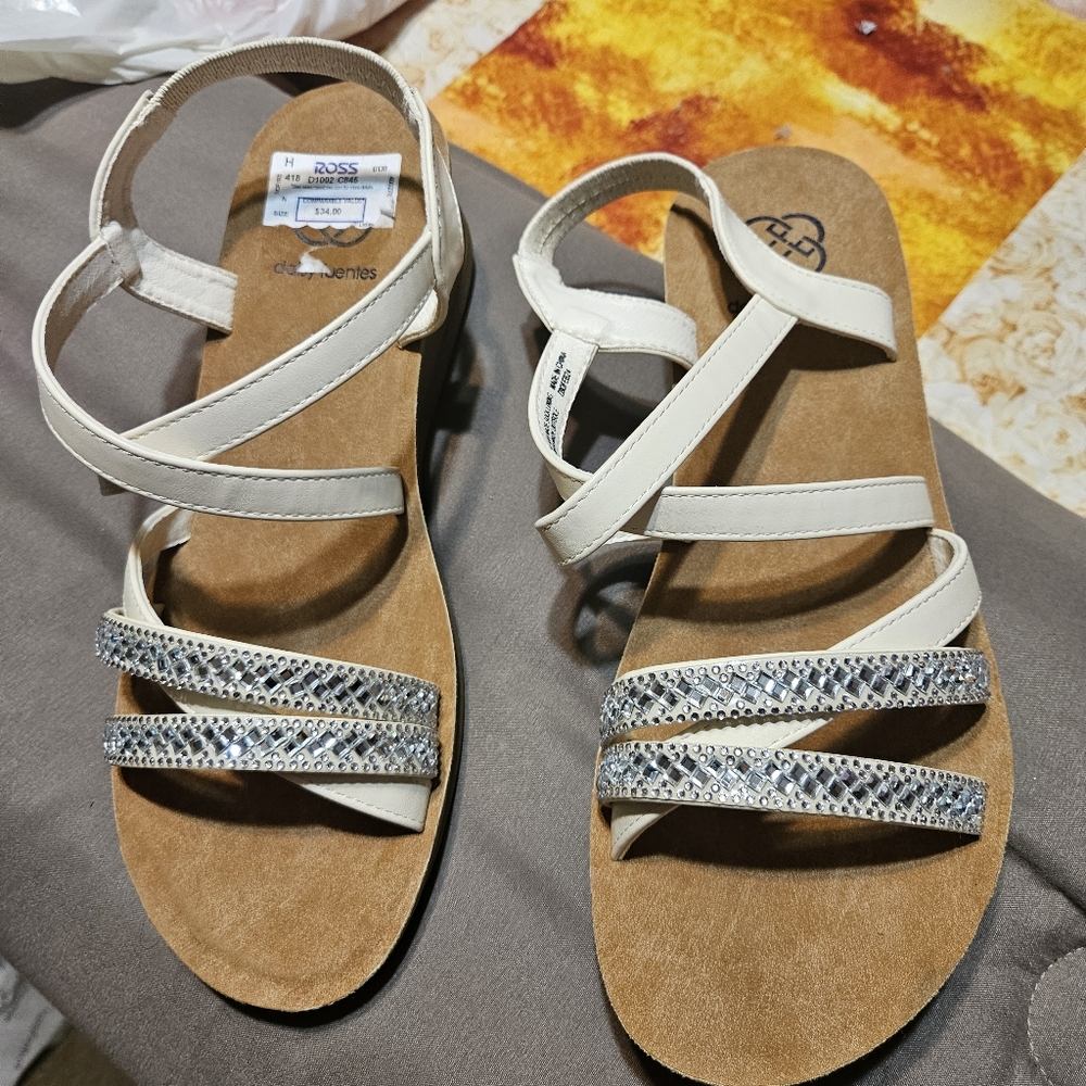 Elegant White Sandals with Rhinestone Accents